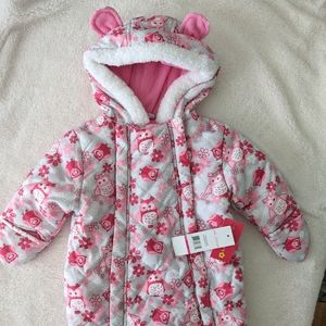 NWT Pink Platinum Toddler Pink Snow Suit (Onesie). Size 6-9M NEW
